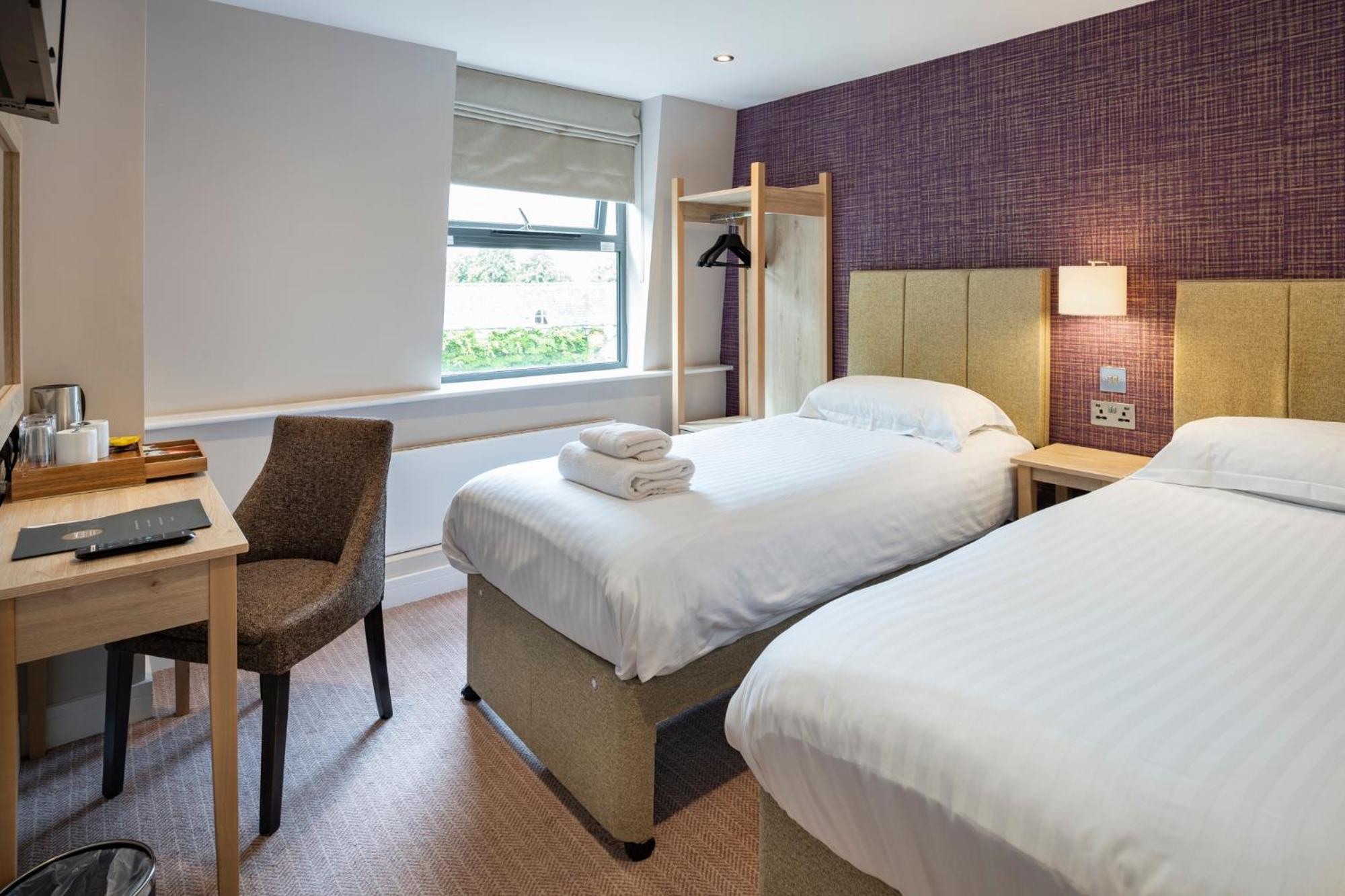 Lydiard Park Hotel & Conference Centre スウィンドン エクステリア 写真